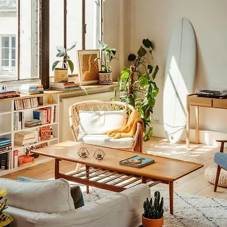 Sublime Loft Avec Verrières Sur Le Canal St Martin Appartamento Parigi