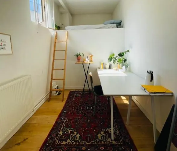 شقة Sublime Loft Avec Verrieres Sur Le Canal St Martin