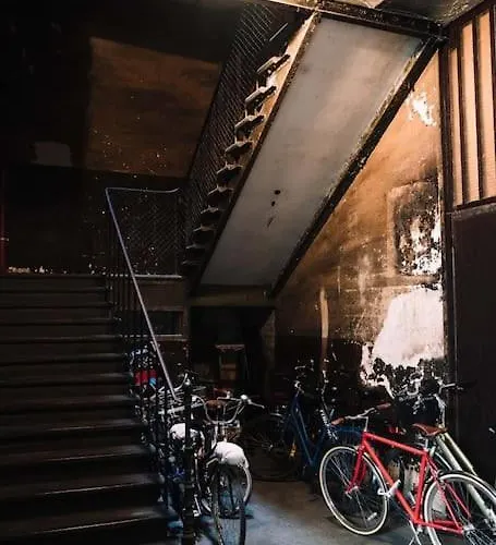 Sublime Loft Avec Verrieres Sur Le Canal St Martin شقة باريس