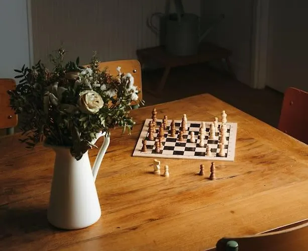 Sublime Loft Avec Verrieres Sur Le Canal St Martin باريس